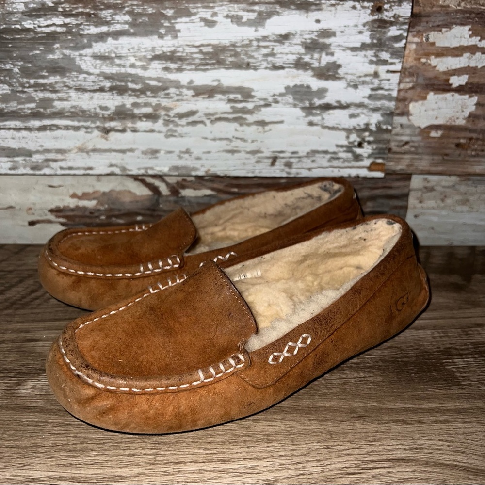 UGG Women's Ansley Moccasin Slipper
